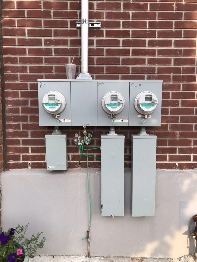 Slide of In-Line Electrical Contractors