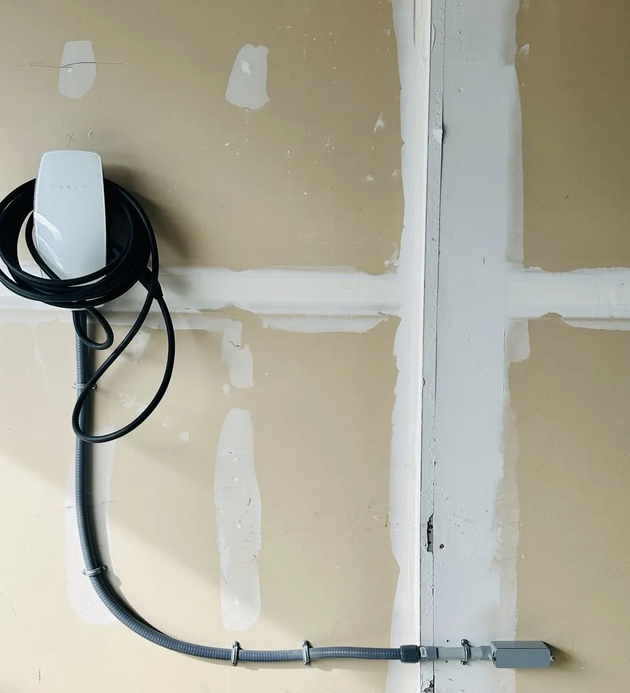 Expert electrical repair in ,  by Inca Electric