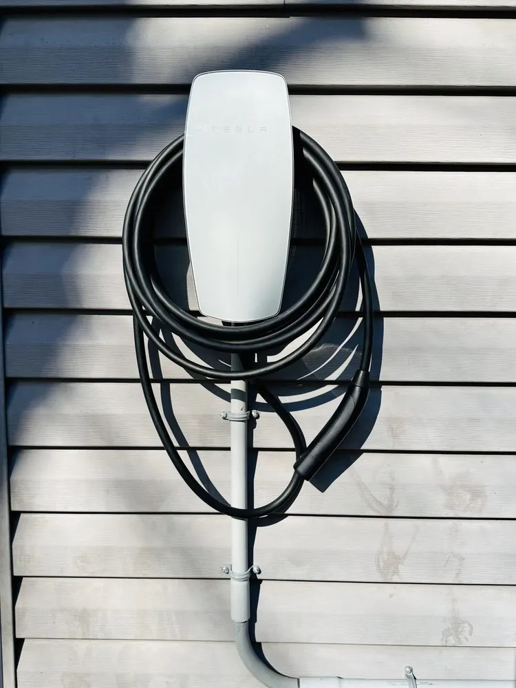 Slide of Inca Electric