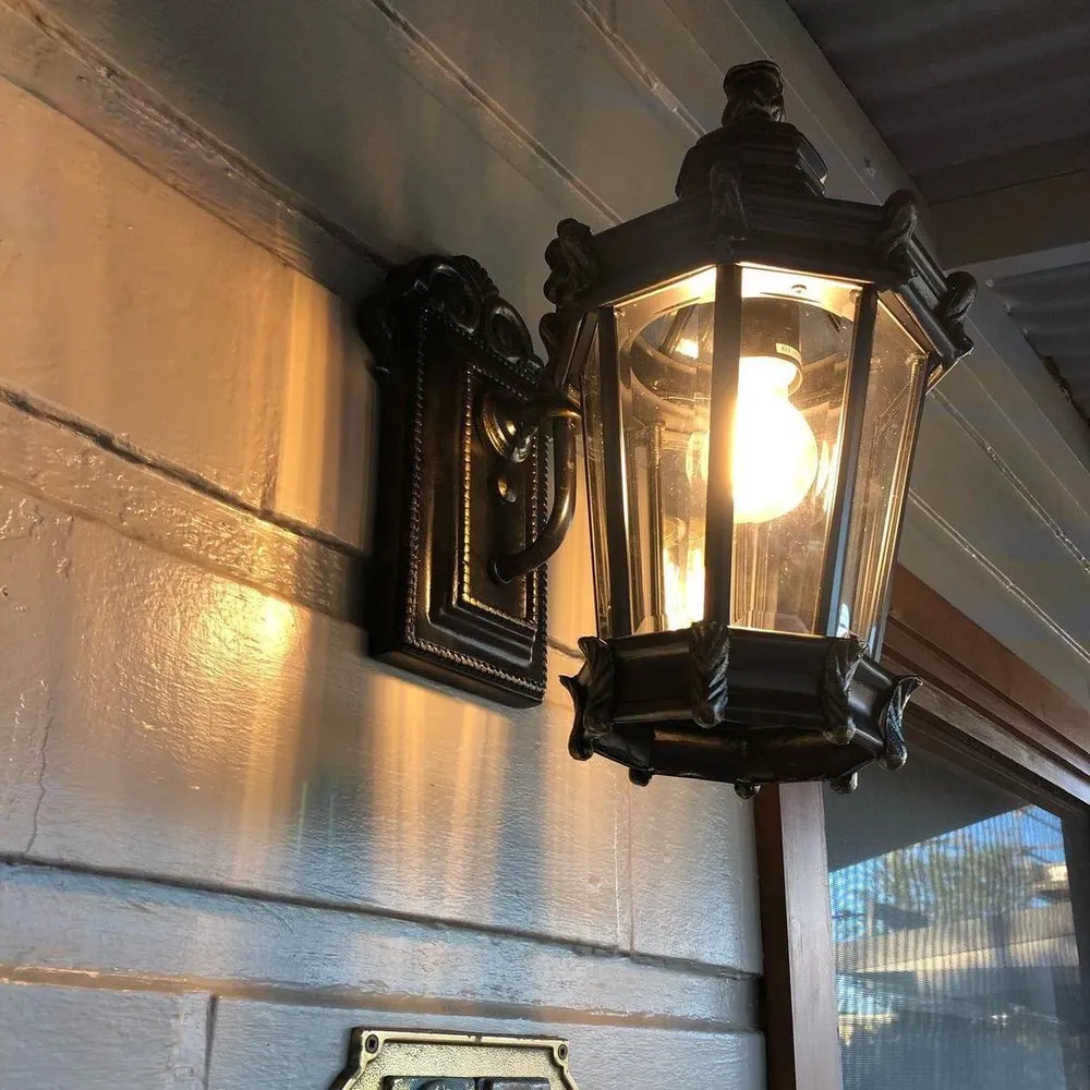 Certified electrician providing wiring installation in Flushing, NY - Index 24 Hour Electrician