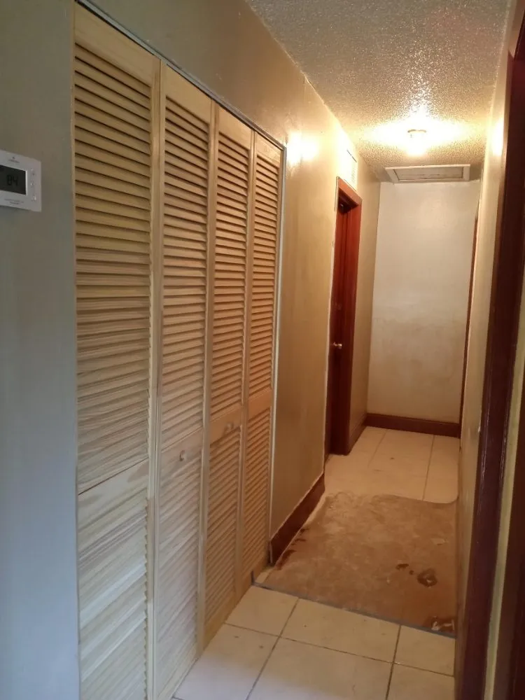 Slide of IndiLaborExpress