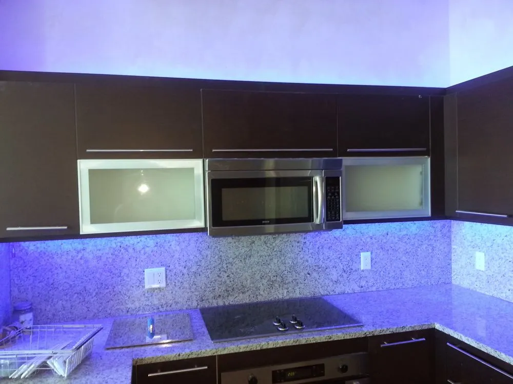 Emergency circuit breaker repair service in Opa-locka, FL - Infinity at your service