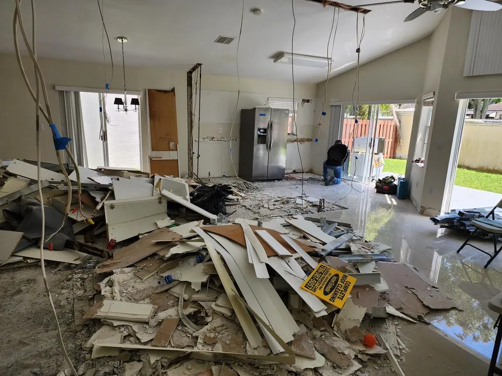Reliable electrician providing emergency electrical service in Opa-locka, FL - Infinity at your service
