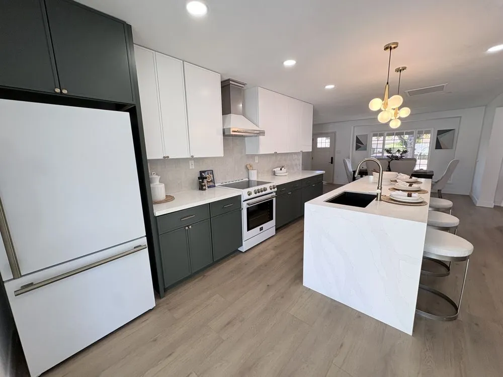 Slide of Infinity Bulders