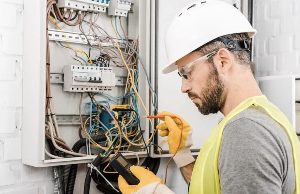 Reliable electrician providing panel upgrade in , 