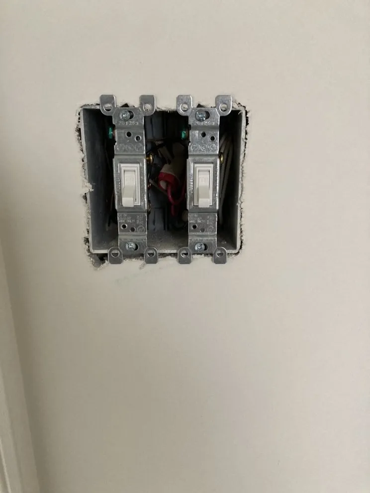 Trusted circuit breaker repair experts serving ,  - Influx Electric