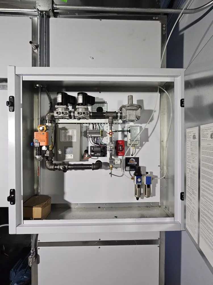 Affordable electrician providing outlet and switch repair in , 