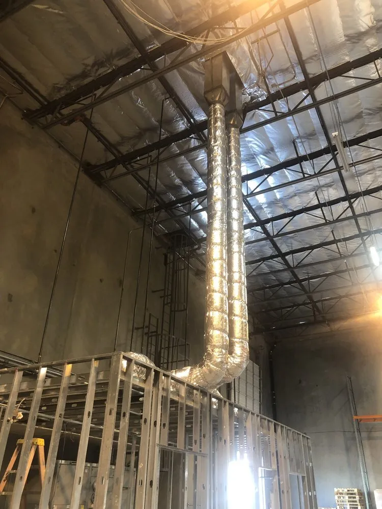 Reliable electrician providing circuit breaker repair in , 