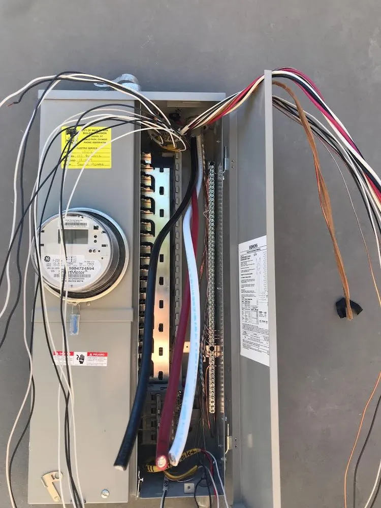 Slide of Innopowerline