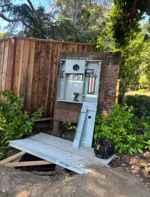 Innovation Electric Logo