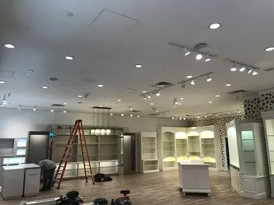 Certified electrical service for homes in lighting installation,  by 