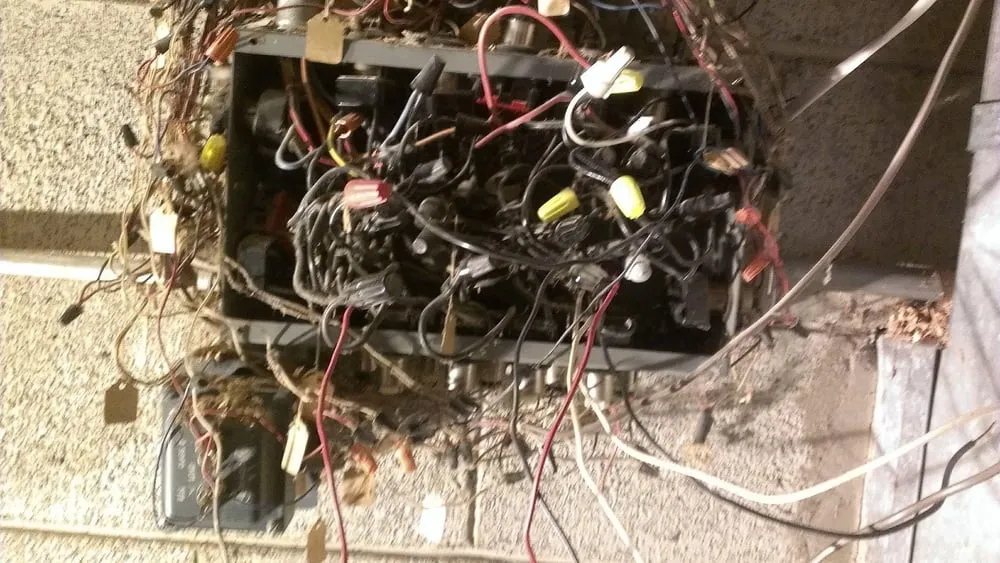 Emergency electrical repair service in ,  - Integrated Building Systems