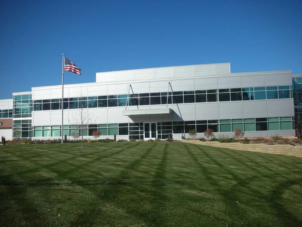 Professional electrician providing wiring installation in , 