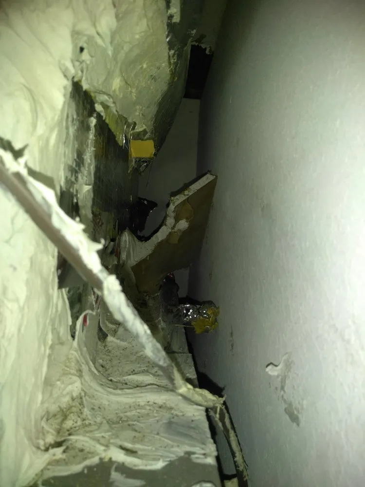 Professional electrician providing emergency electrical service in , 