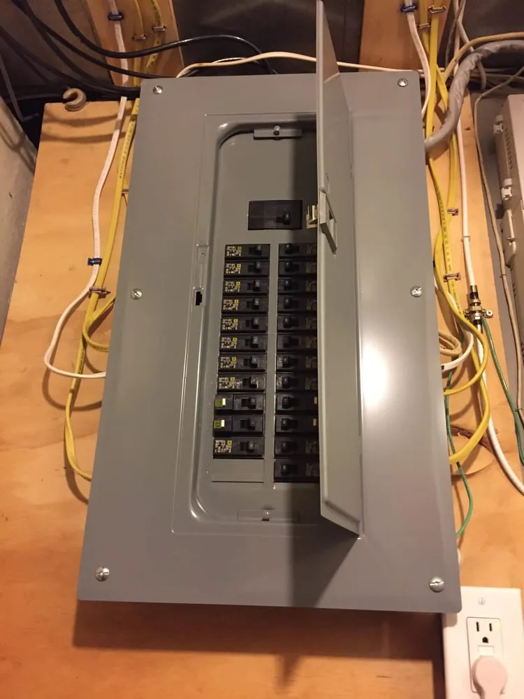 Slide of Integrity Electric