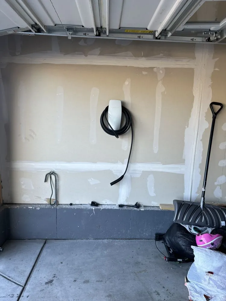 Slide of Integrity Electric