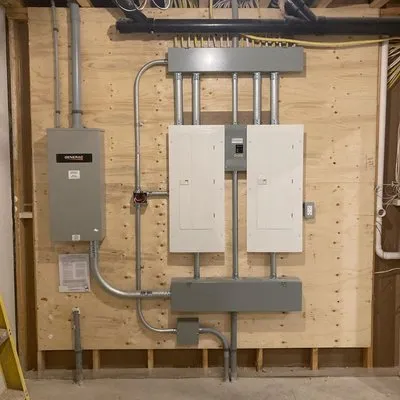 Intellectual Certified Electrician Logo