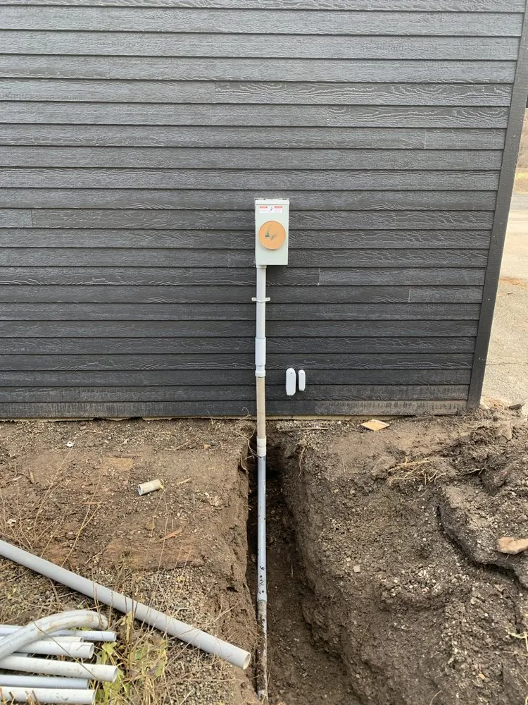 Slide of Interstate Electrical Contractors