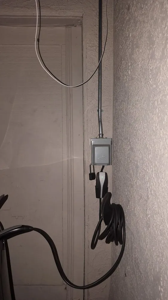 Slide of IntoSet Electric.