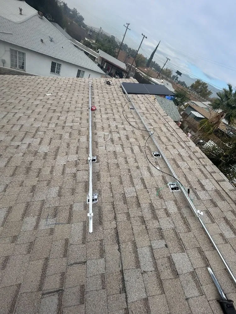 Slide of Intoset Electric