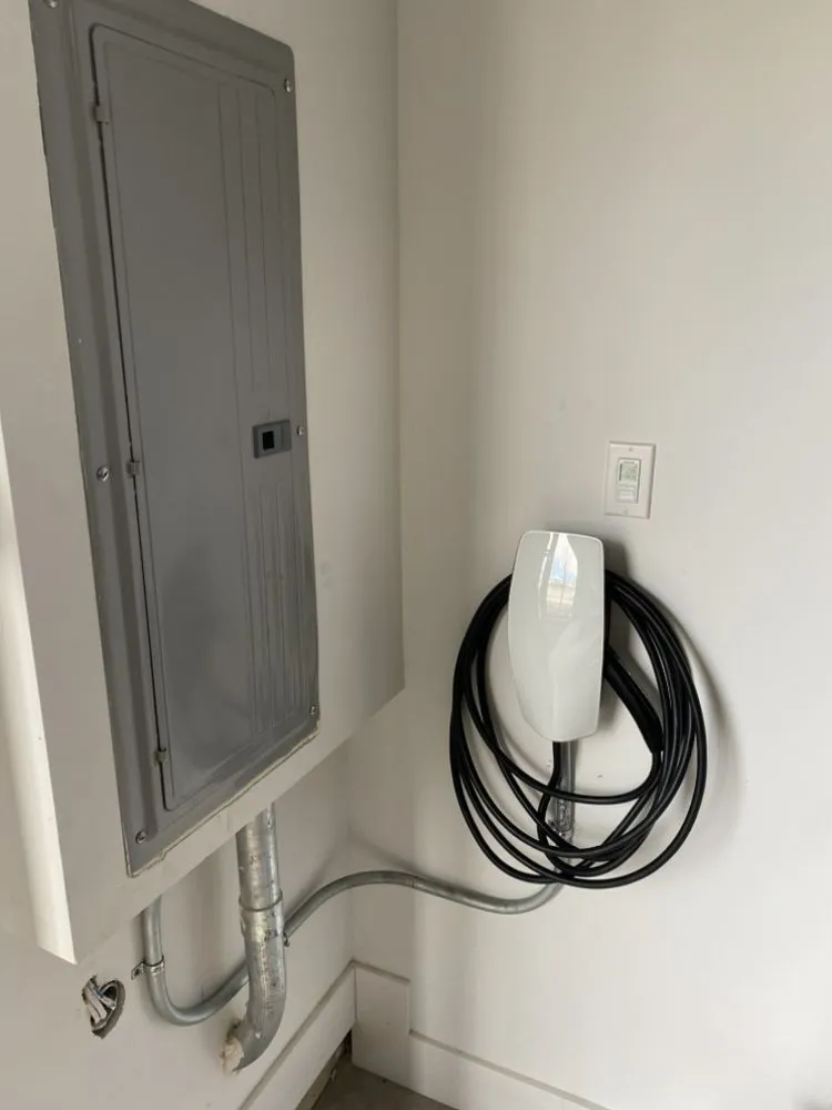 Affordable circuit breaker repair in ,  by InTown Electric