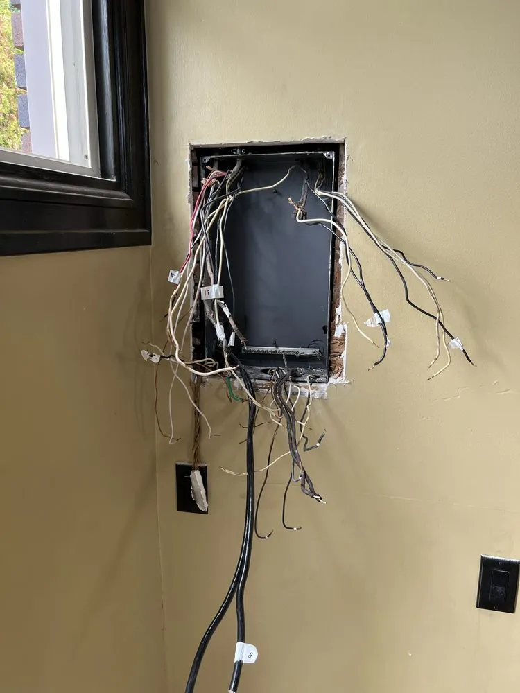 Emergency lighting installation service in ,  - Inverse Electric