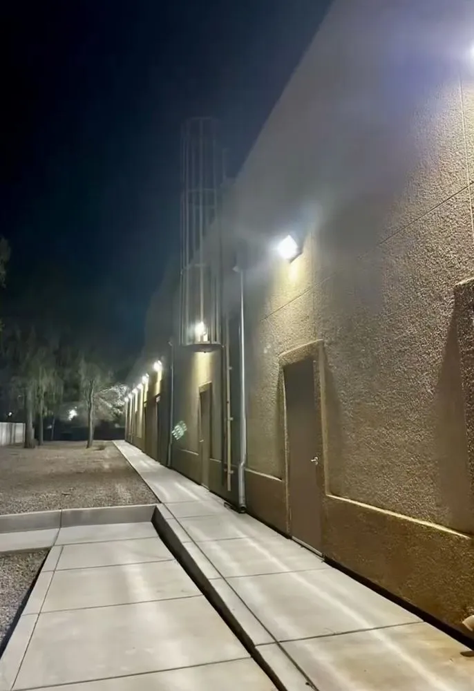 Slide of Ipower Electric