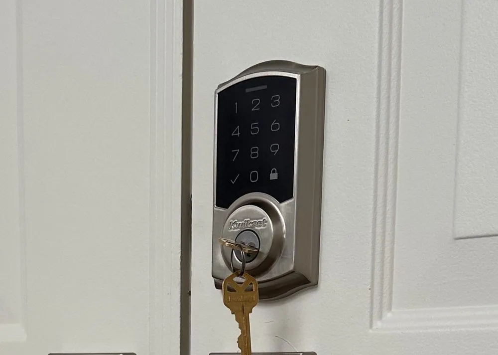 Trusted electrician providing wiring installation in , 