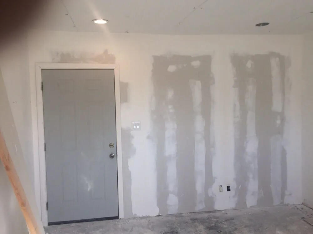 Licensed lighting installation experts serving Granada Hills, CA - Isaac Handyman Services