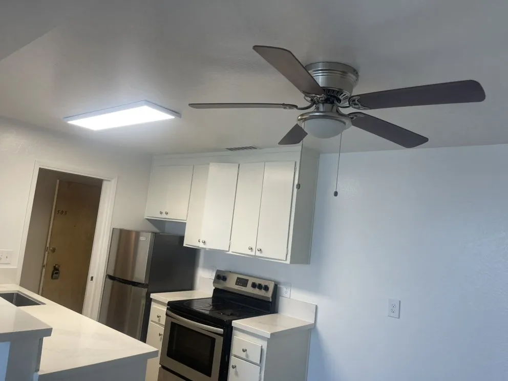 Slide of Isaias Meza Services