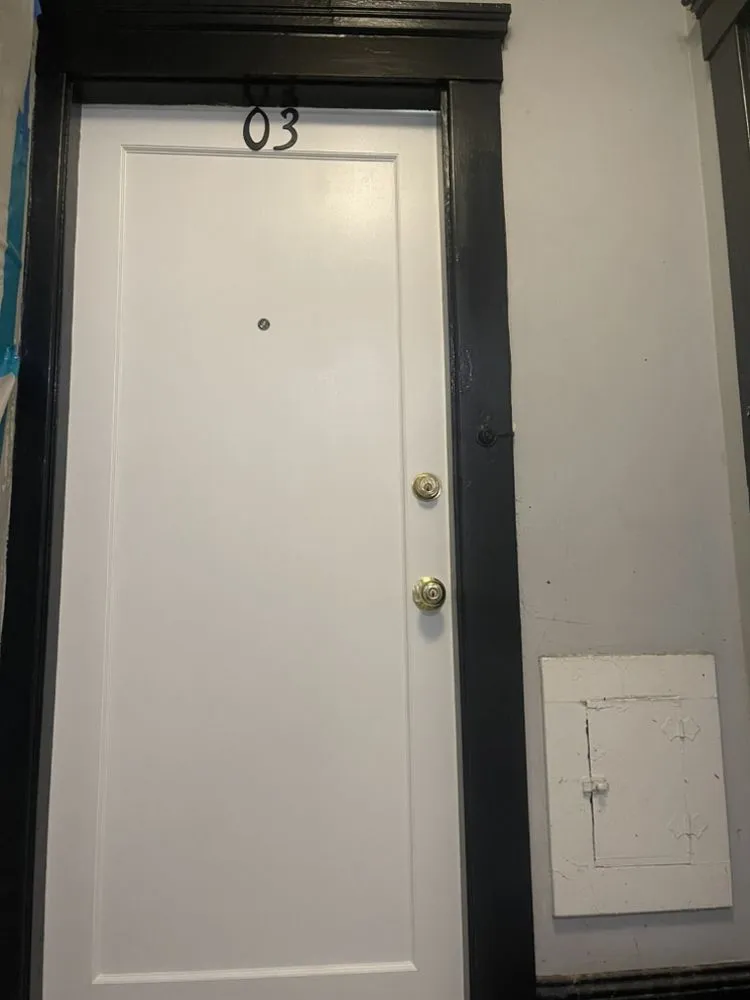 Slide of Isaias Meza Services