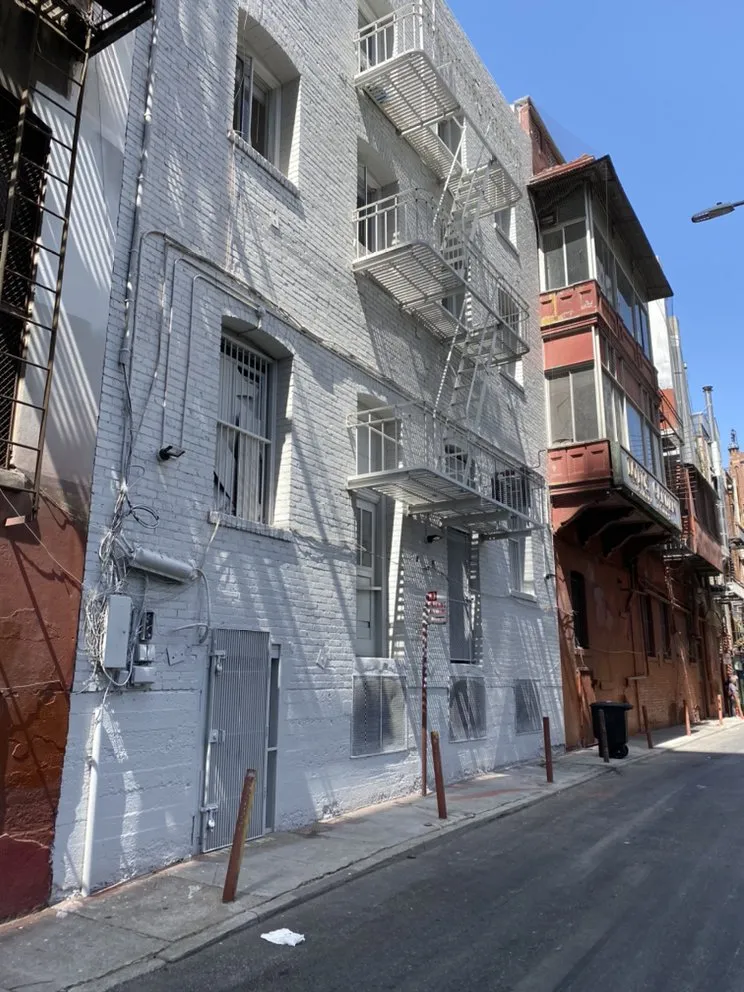 Slide of ISKRA Electrical Services