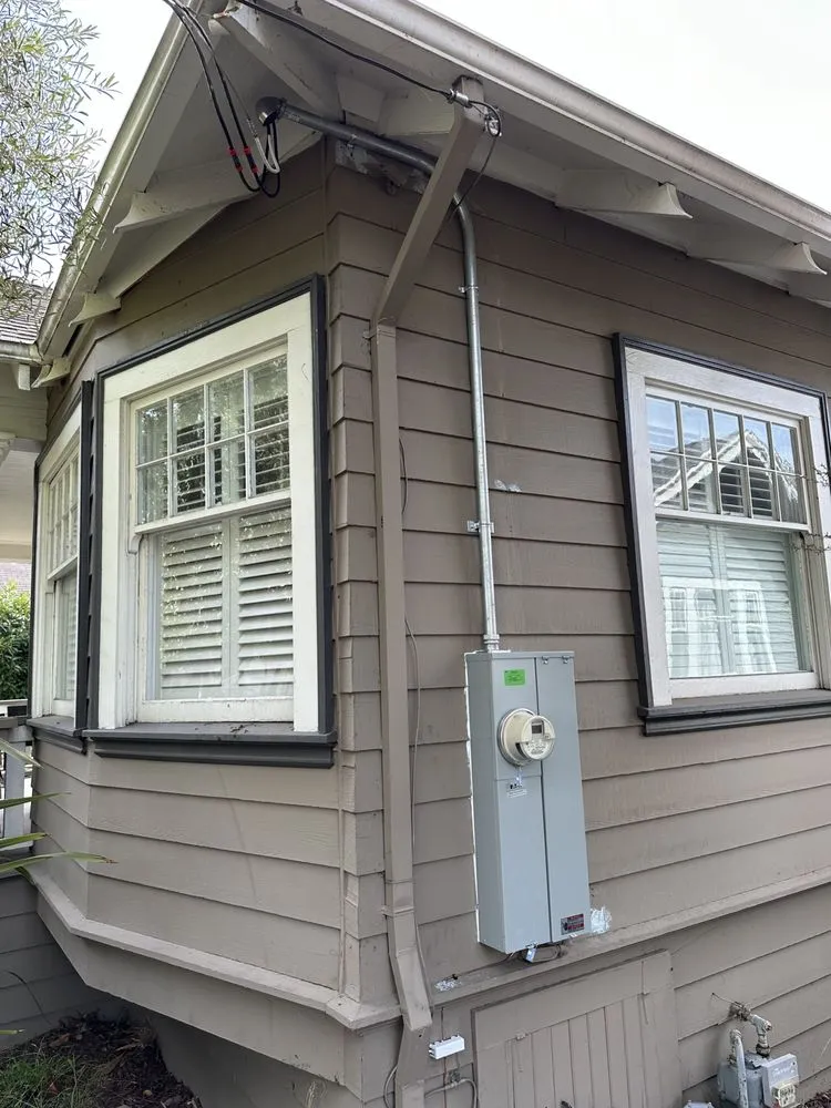 Slide of Island Electric