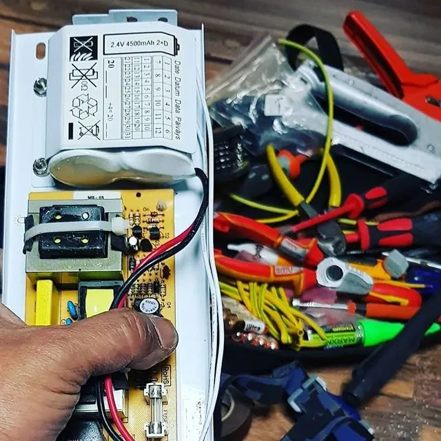 Slide of Island Lake Electrician