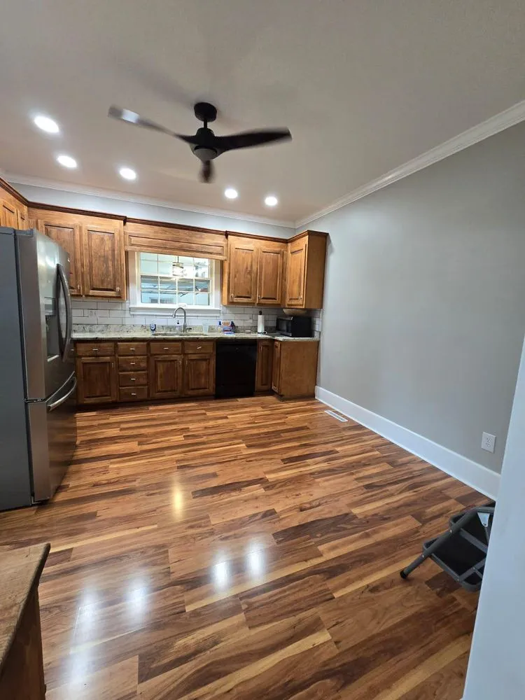 Slide of Island Oak Renovations