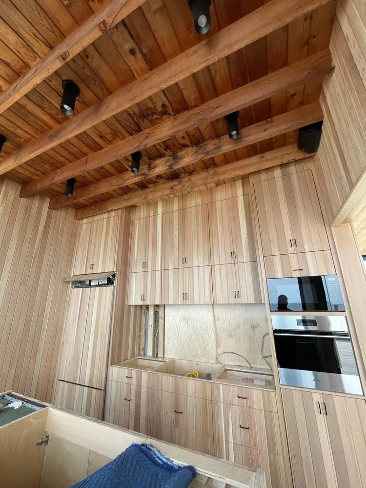 Slide of Island Wide Electric & Lighting