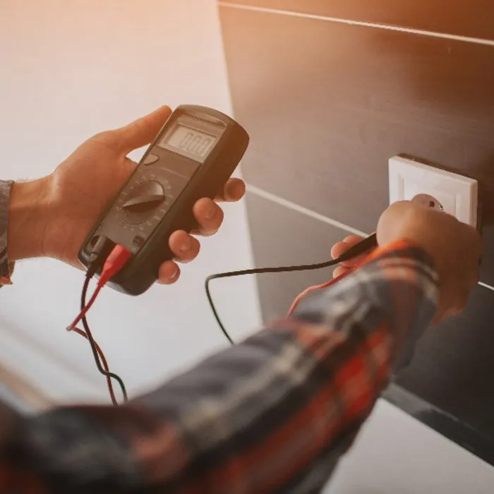 Slide of Islas Electric, Plumbing & Handyman