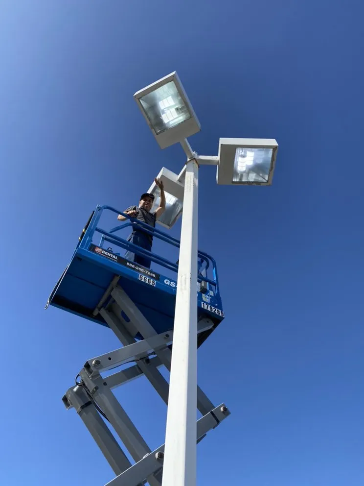 Certified lighting installation experts serving , - Ismart Electrical Contractor