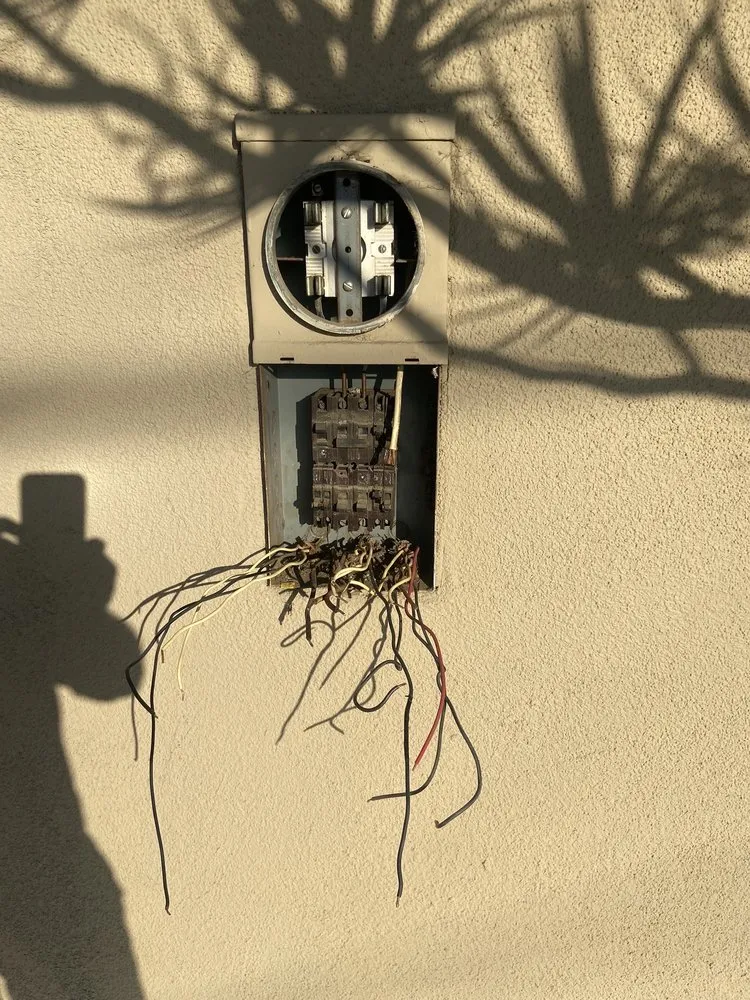 Slide of Ismart Electrical Contractor