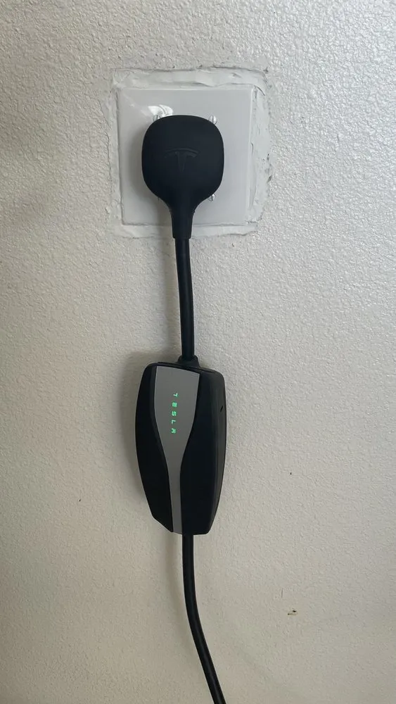 Slide of Israelectric