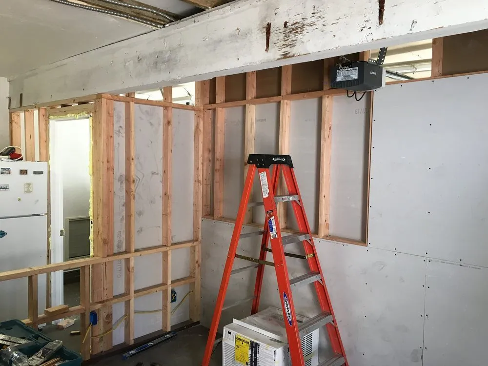 Slide of Issa Construction