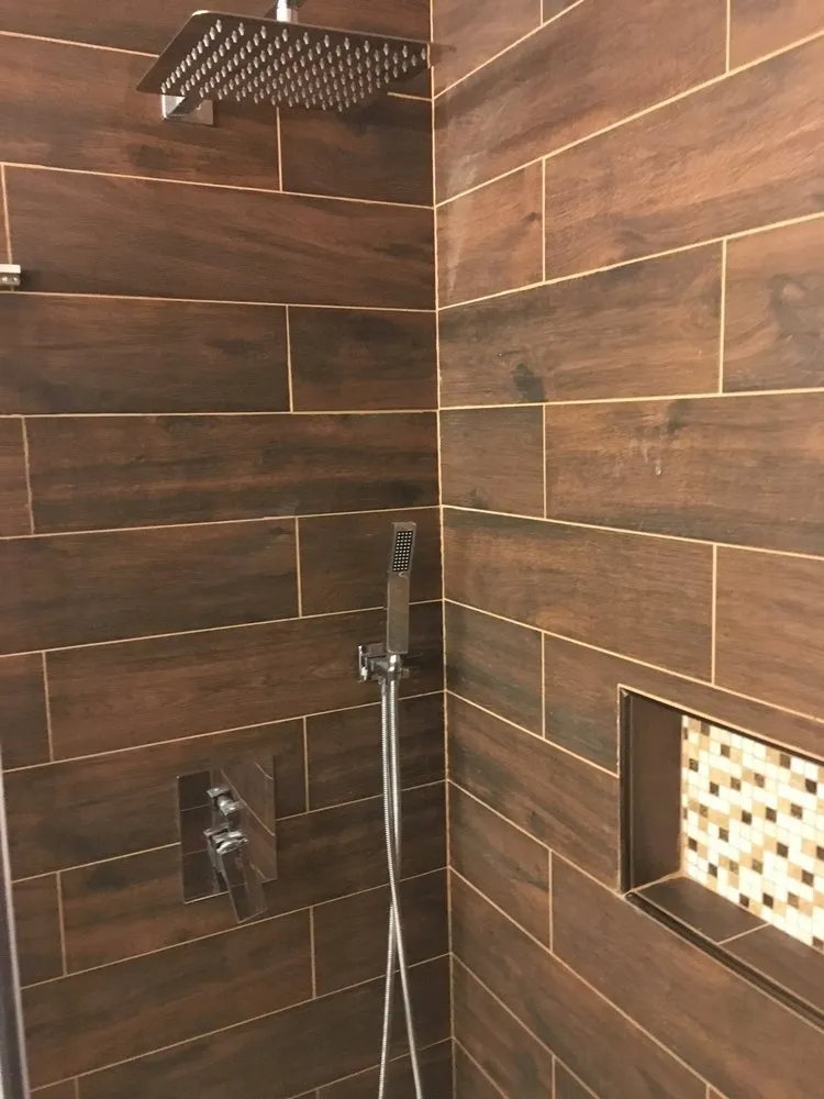 Slide of Issa Construction