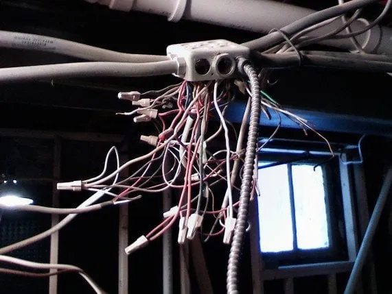 Slide of Isthmus Electric