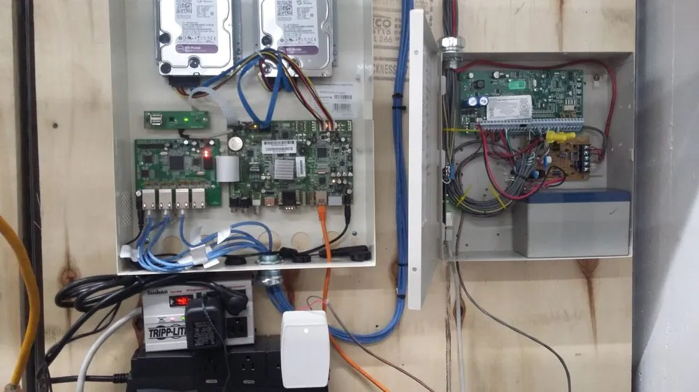 Slide of IT Electrical Service