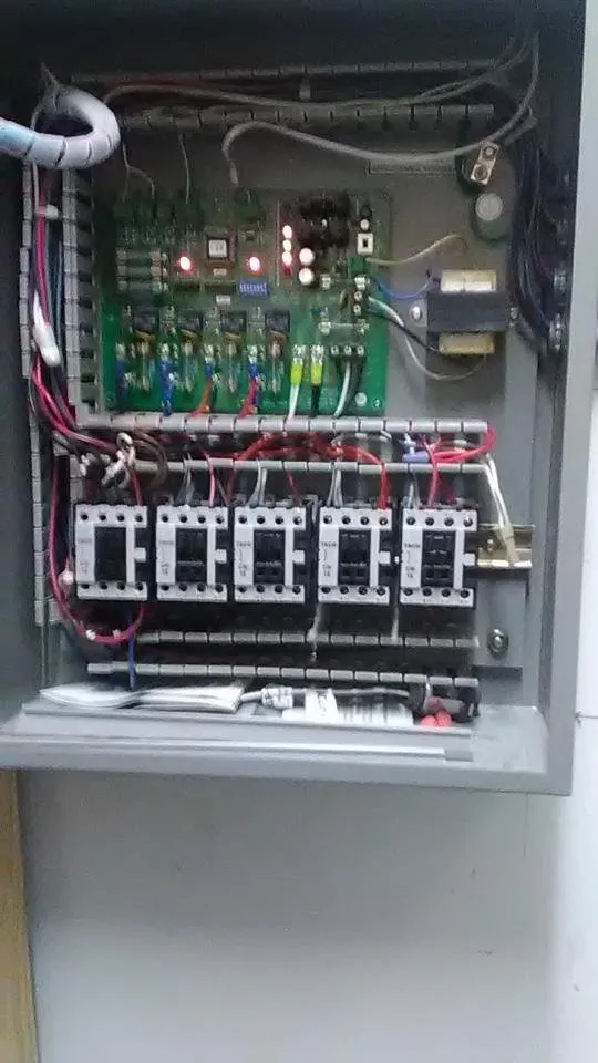 Slide of IT Electrical Service