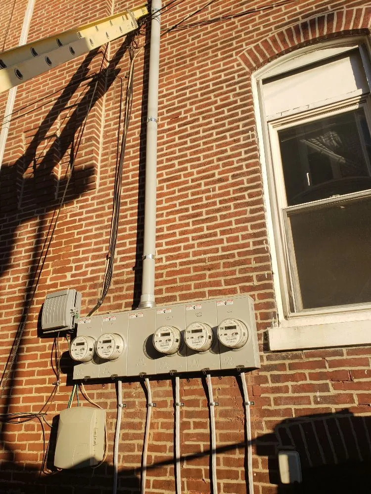 Slide of iTech Electric