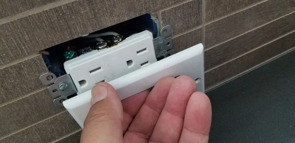 Slide of ITL Electric