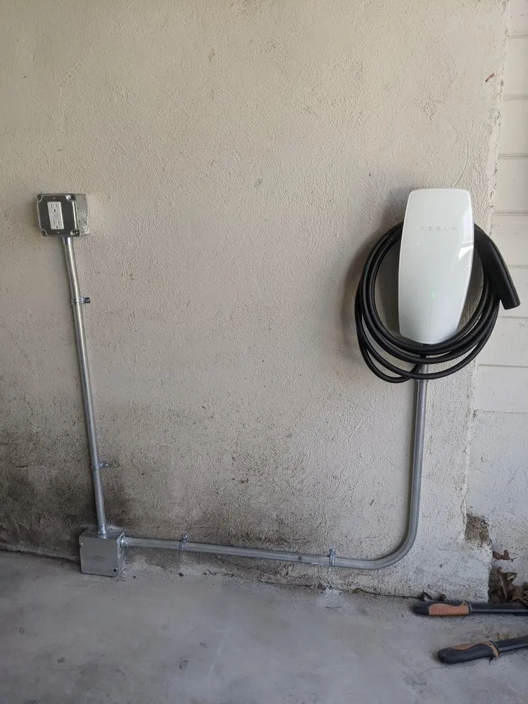 Slide of iTrust Electrical & Interactive