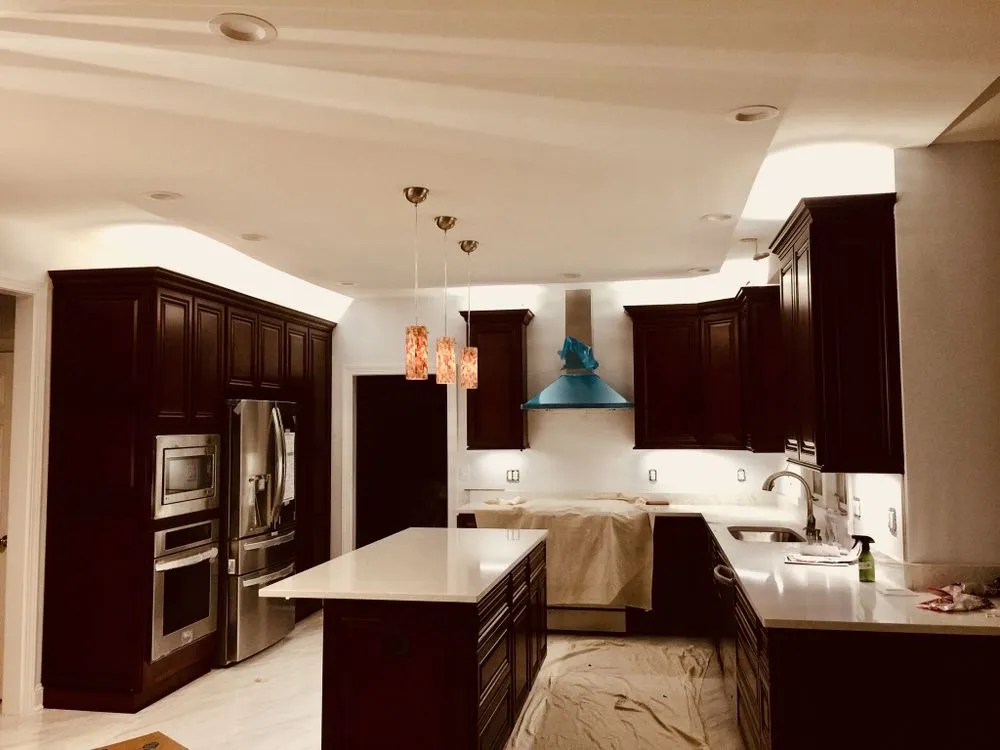 Slide of Its Electrical LLC