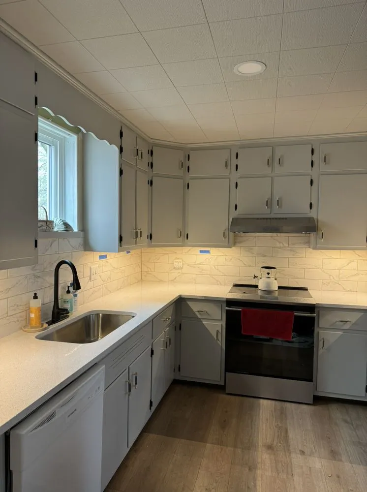 Slide of Its Electrical LLC